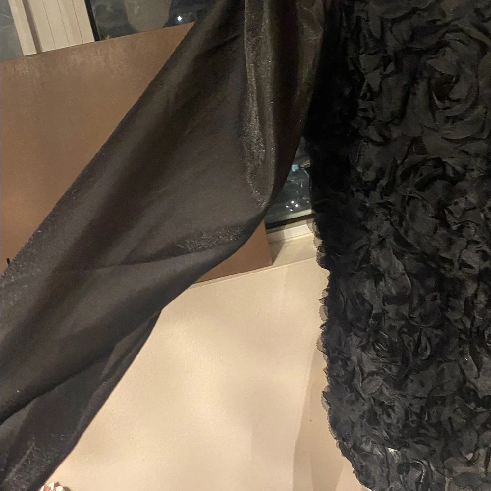 YAS Black Top Textured Floral Top 10 - Picture 5 of 13